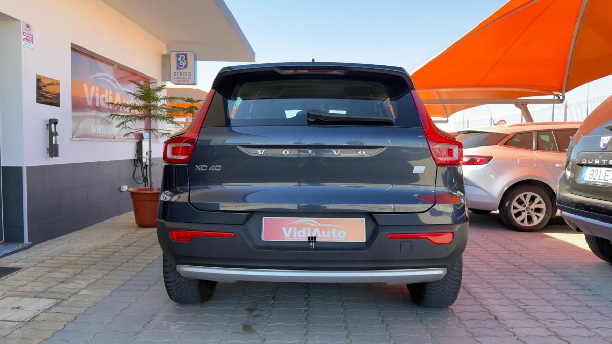volvo-xc40-2022-hibrido-a-gasolina-1477cc