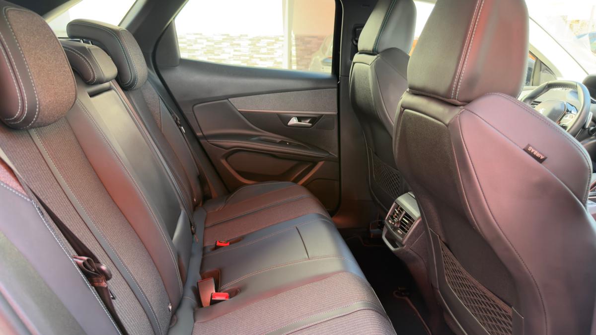 peugeot-3008-2022-hibrido-a-gasolina-1598cc