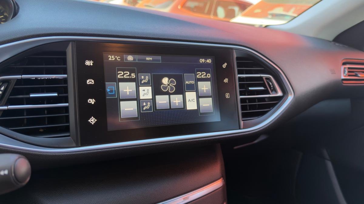 peugeot-308-sw-2017-diesel-1560cc