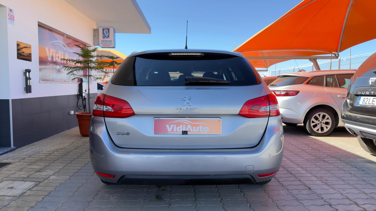 peugeot-308-sw-2017-diesel-1560cc