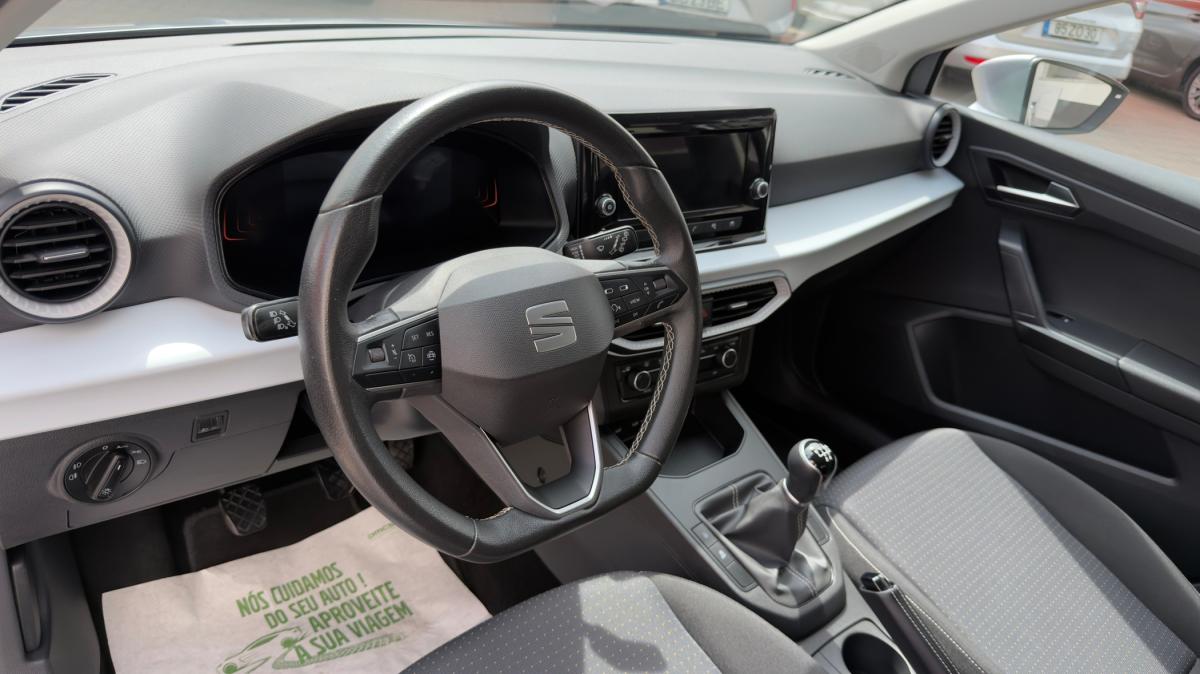 seat-ibiza-2024-gasolina-999cc