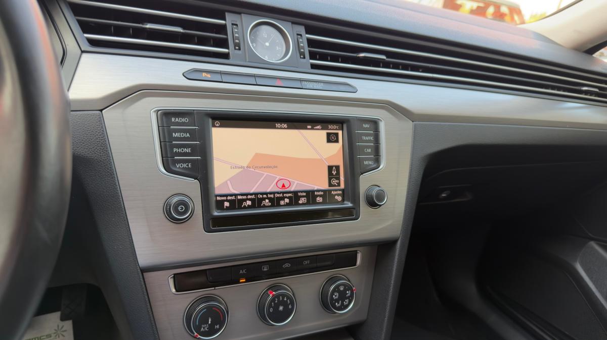volkswagen-passat-variant-2016-diesel-1598cc