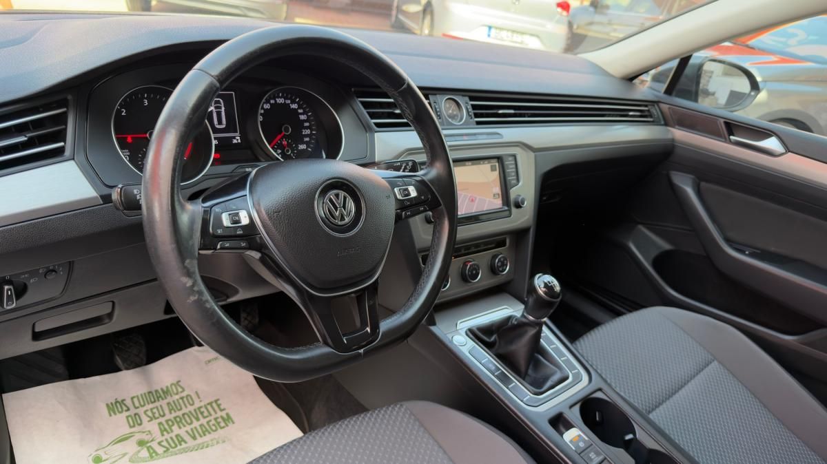 volkswagen-passat-variant-2016-diesel-1598cc