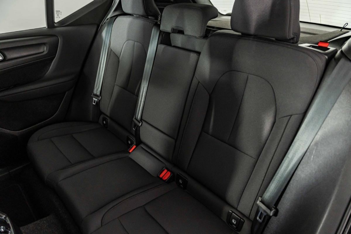 volvo-xc40-2021-hibrido-a-gasolina-1477cc