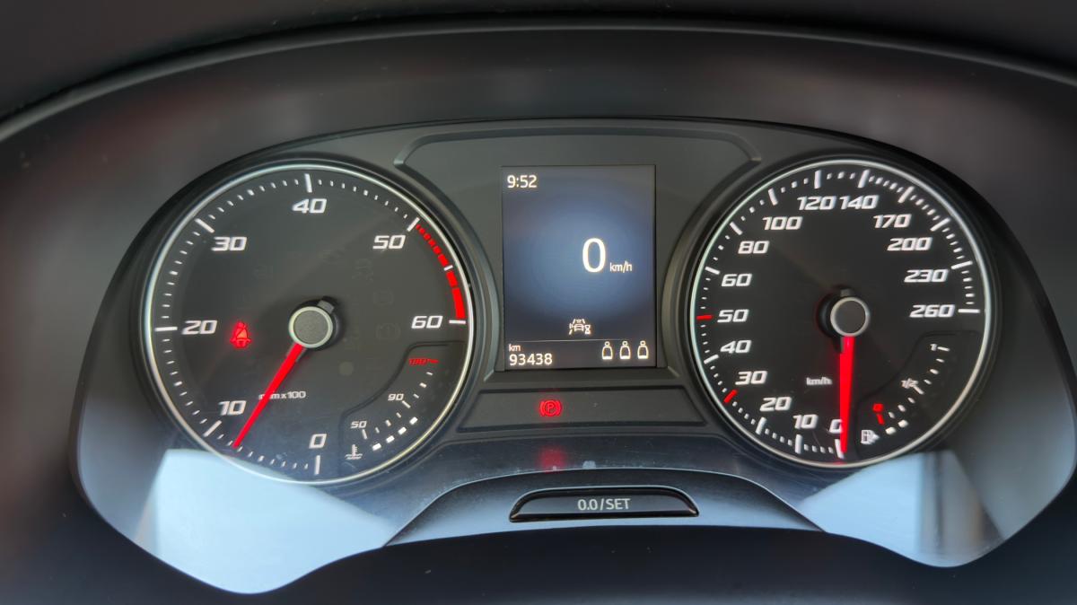 seat-ateca-2019-diesel-1598cc