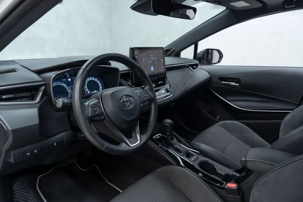 toyota-corolla-2024-hibrido-a-gasolina-1798cc