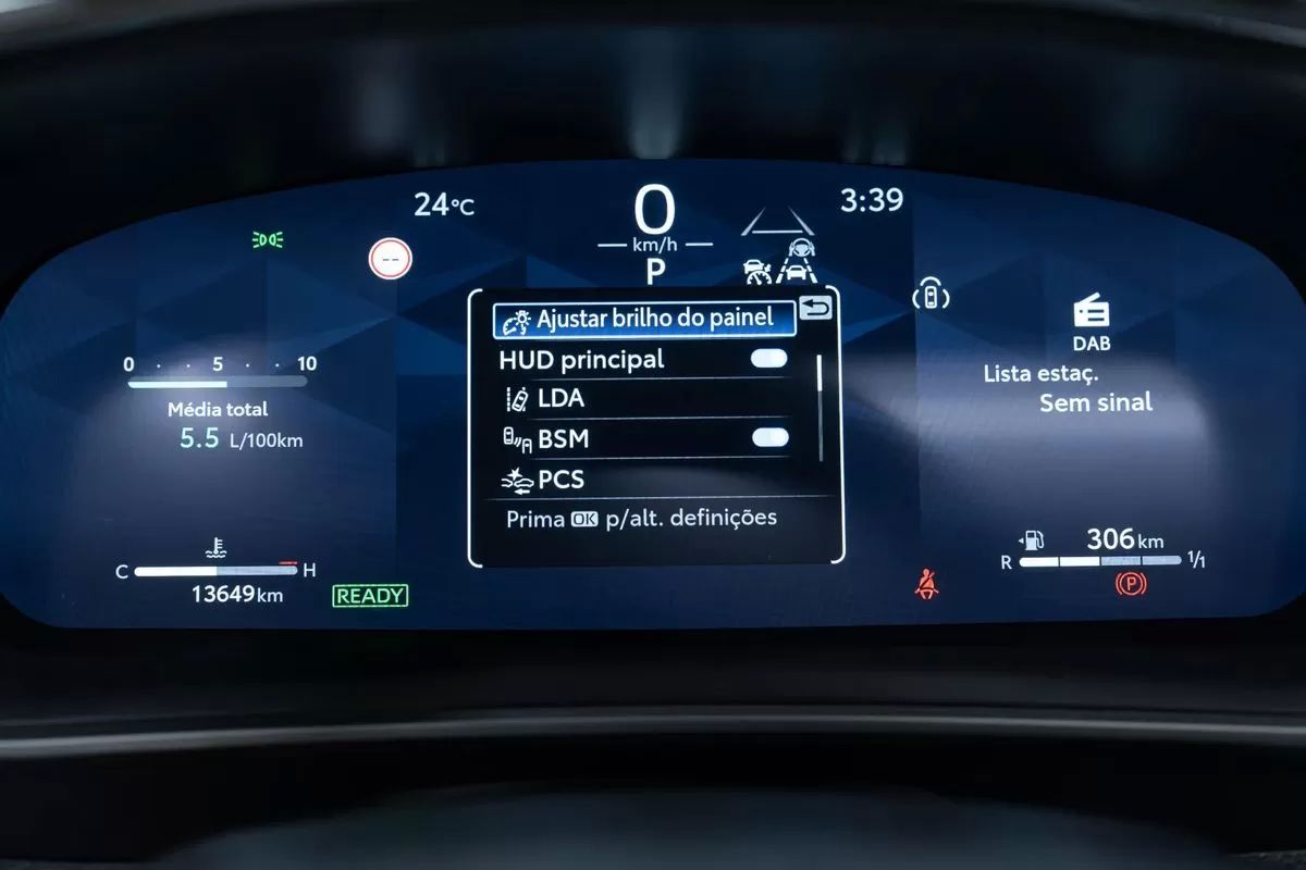 toyota-corolla-2024-hibrido-a-gasolina-1798cc