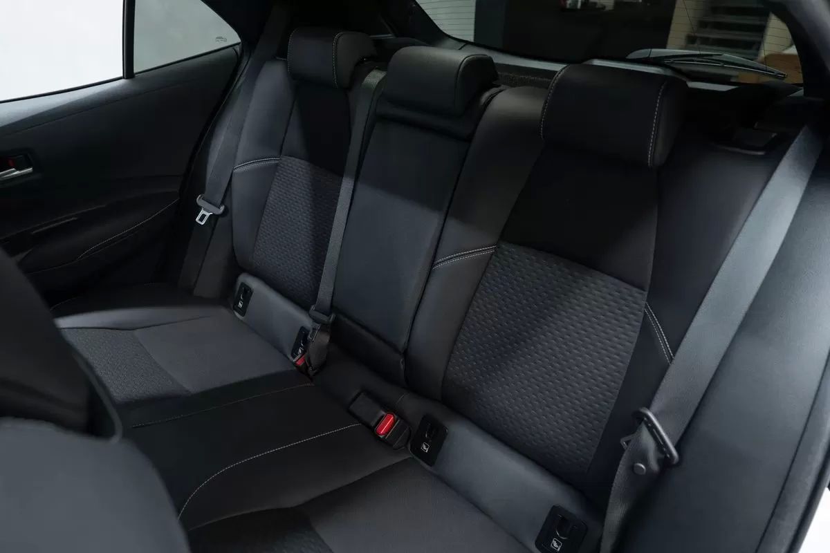 toyota-corolla-2024-hibrido-a-gasolina-1798cc