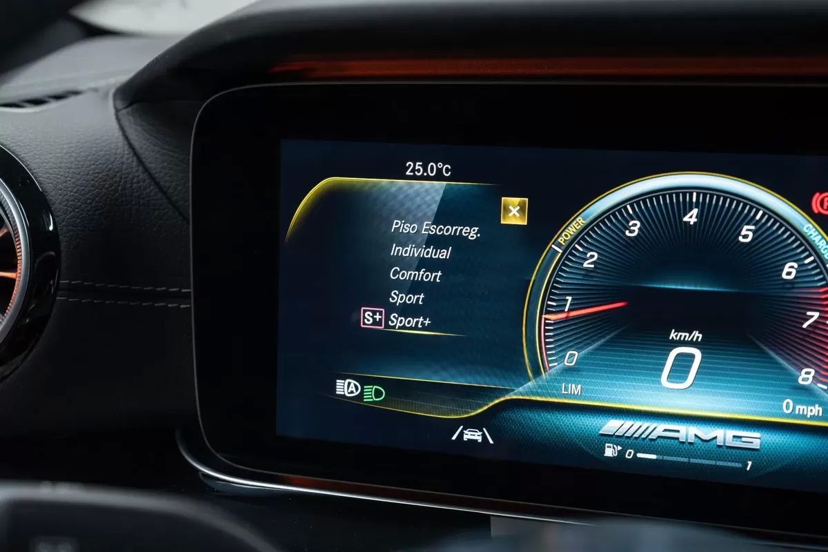 mercedes-benz-amg-gt-2020-gasolina-2999cc
