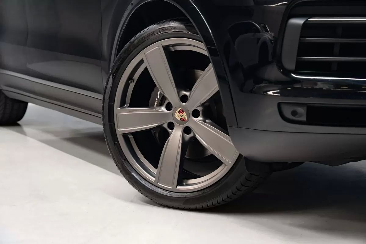 porsche-cayenne-2023-hibrido-2995cc