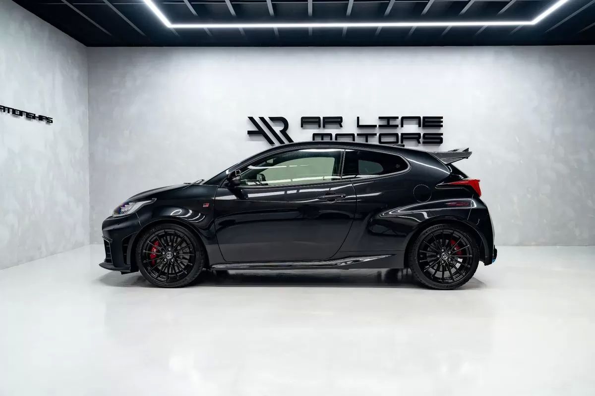 toyota-yaris-2024-gasolina-1618cc