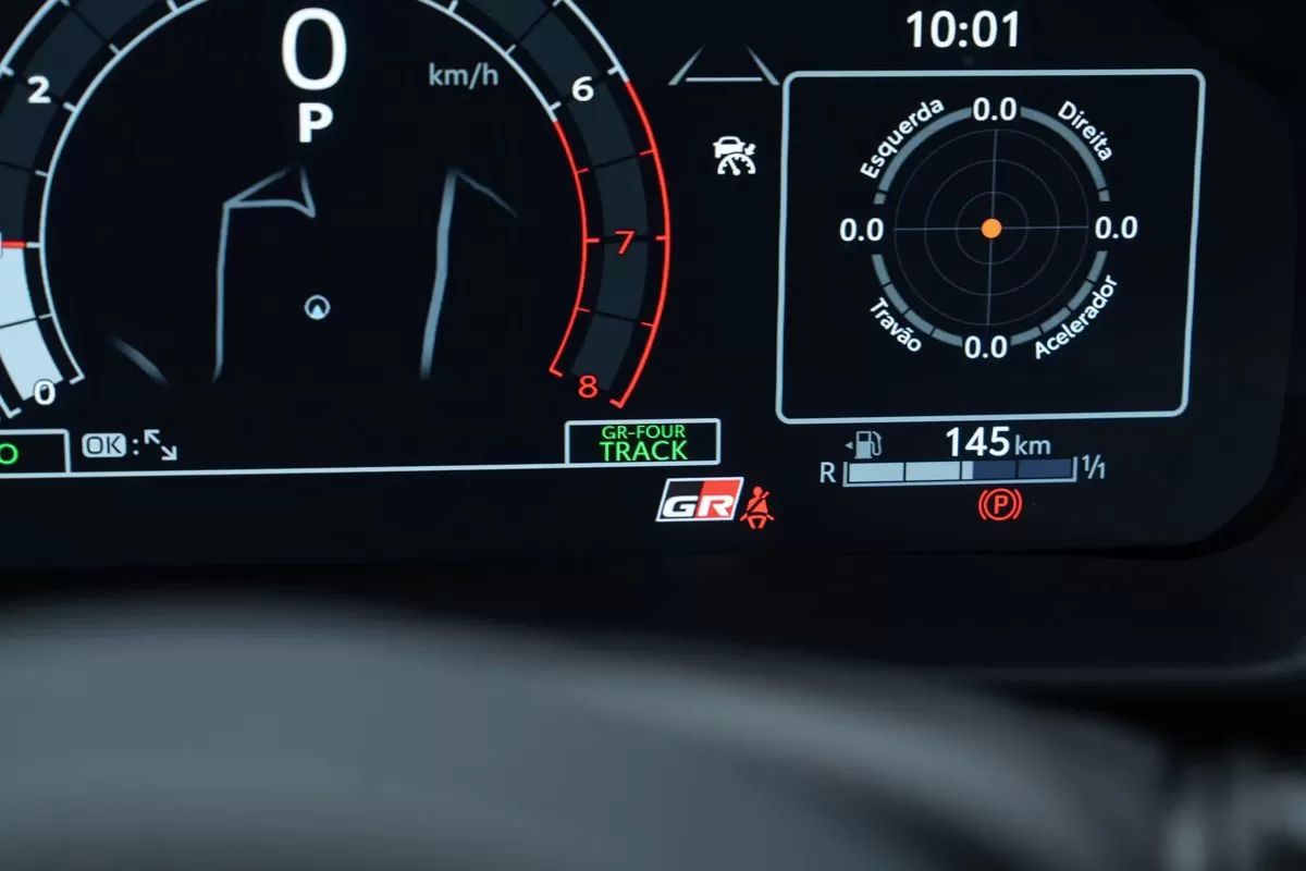toyota-yaris-2024-gasolina-1618cc