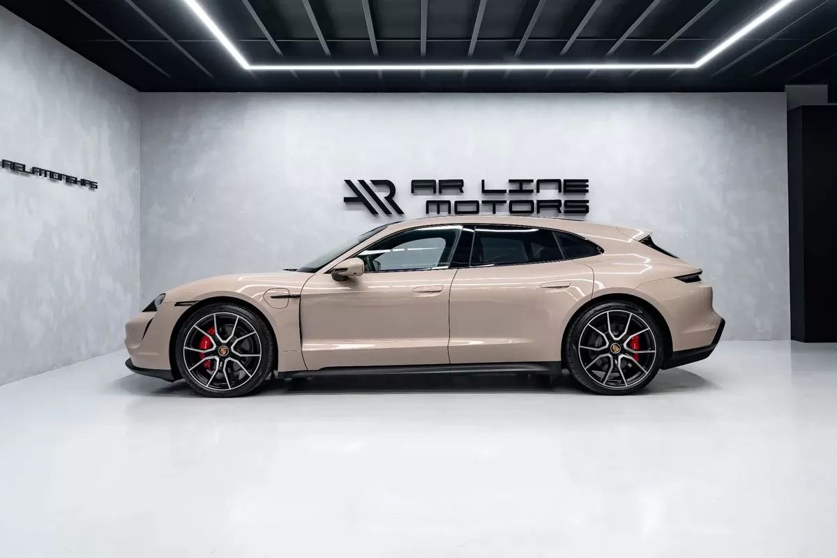 porsche-taycan-2023-eletrico-0cc