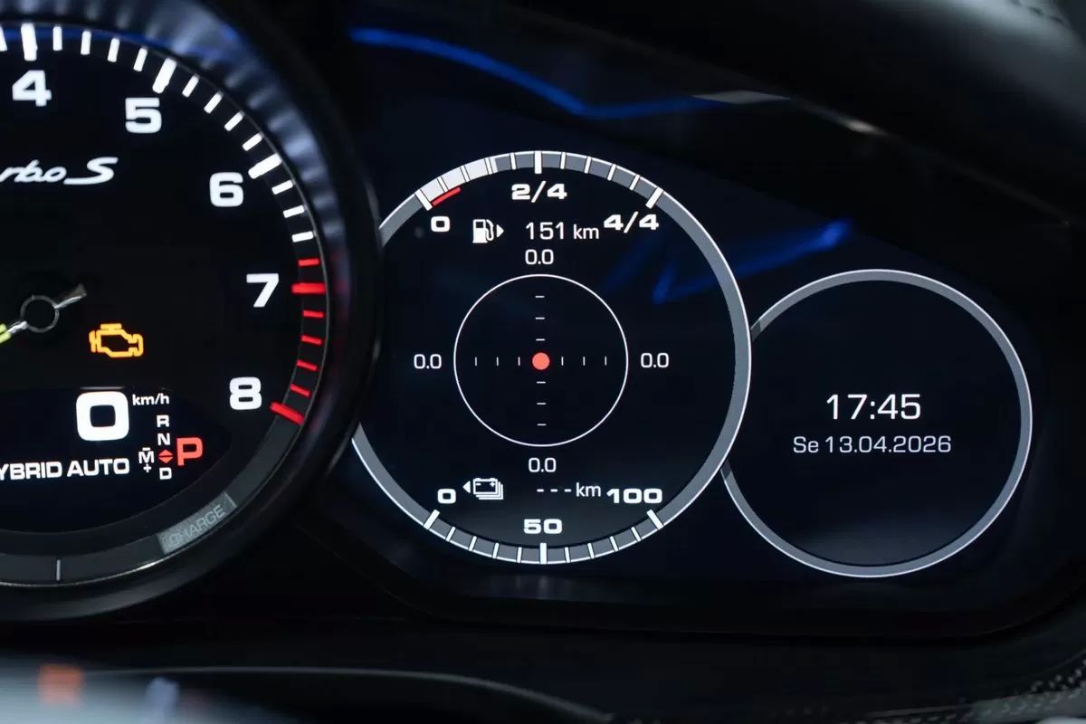 porsche-panamera-2017-hibrido-3996cc
