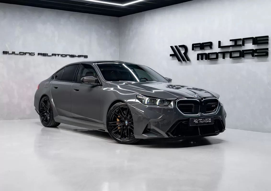 bmw-serie-5-2024-hibrido-4395cc