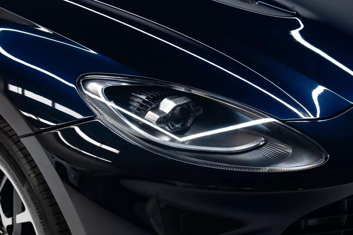aston-martin-dbx-2020-gasolina-3982cc