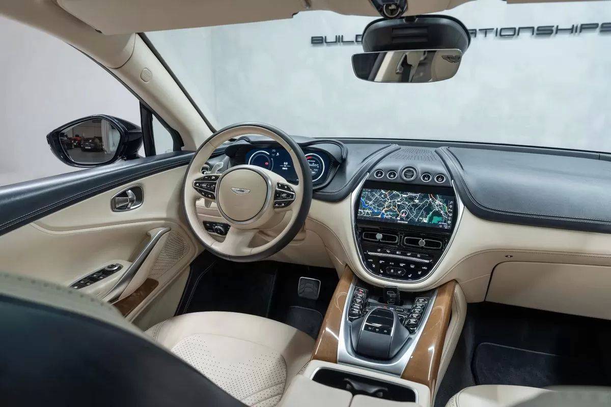 aston-martin-dbx-2020-gasolina-3982cc