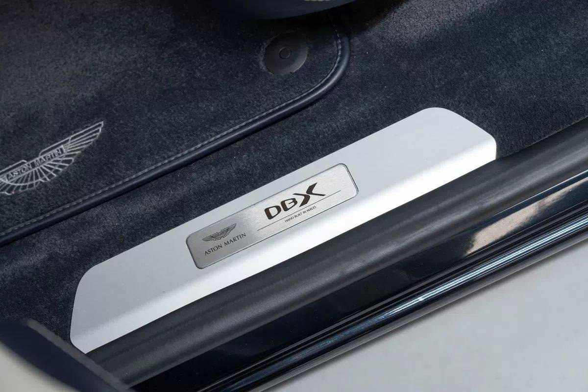 aston-martin-dbx-2020-gasolina-3982cc