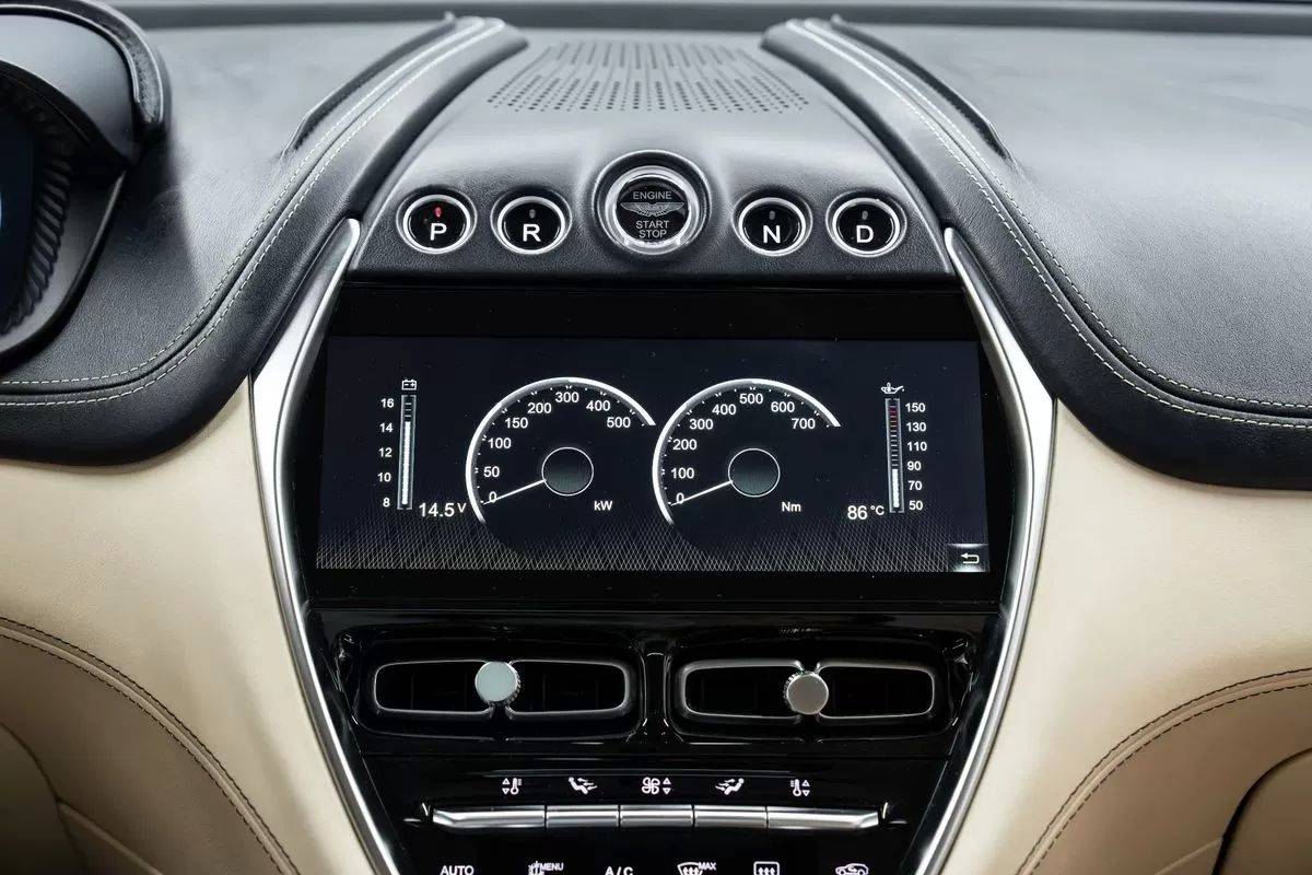 aston-martin-dbx-2020-gasolina-3982cc