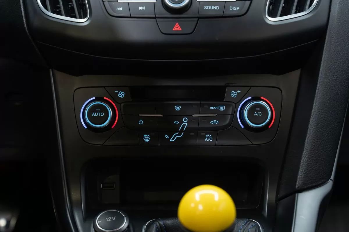 ford-focus-2016-gasolina-2261cc