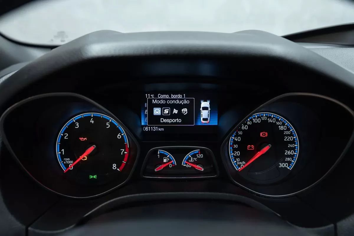 ford-focus-2016-gasolina-2261cc