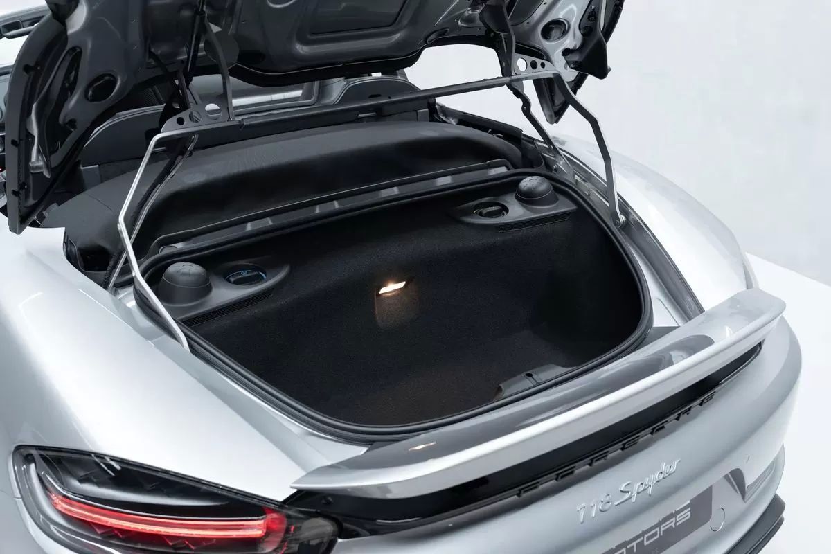 porsche-718-2020-gasolina-3995cc