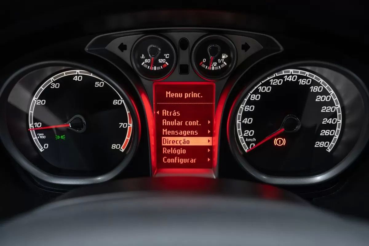 ford-focus-2009-gasolina-2521cc