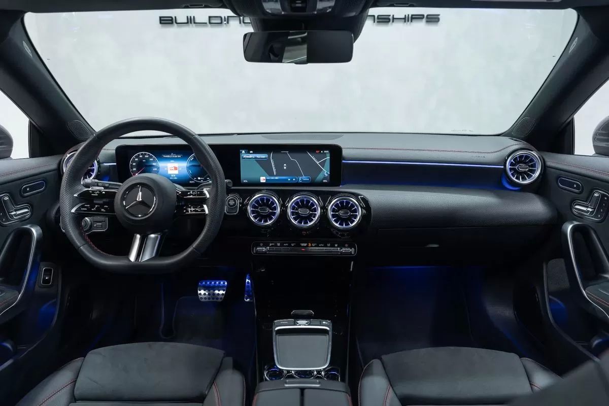 mercedes-benz-cla-2025-hibrido-1332cc