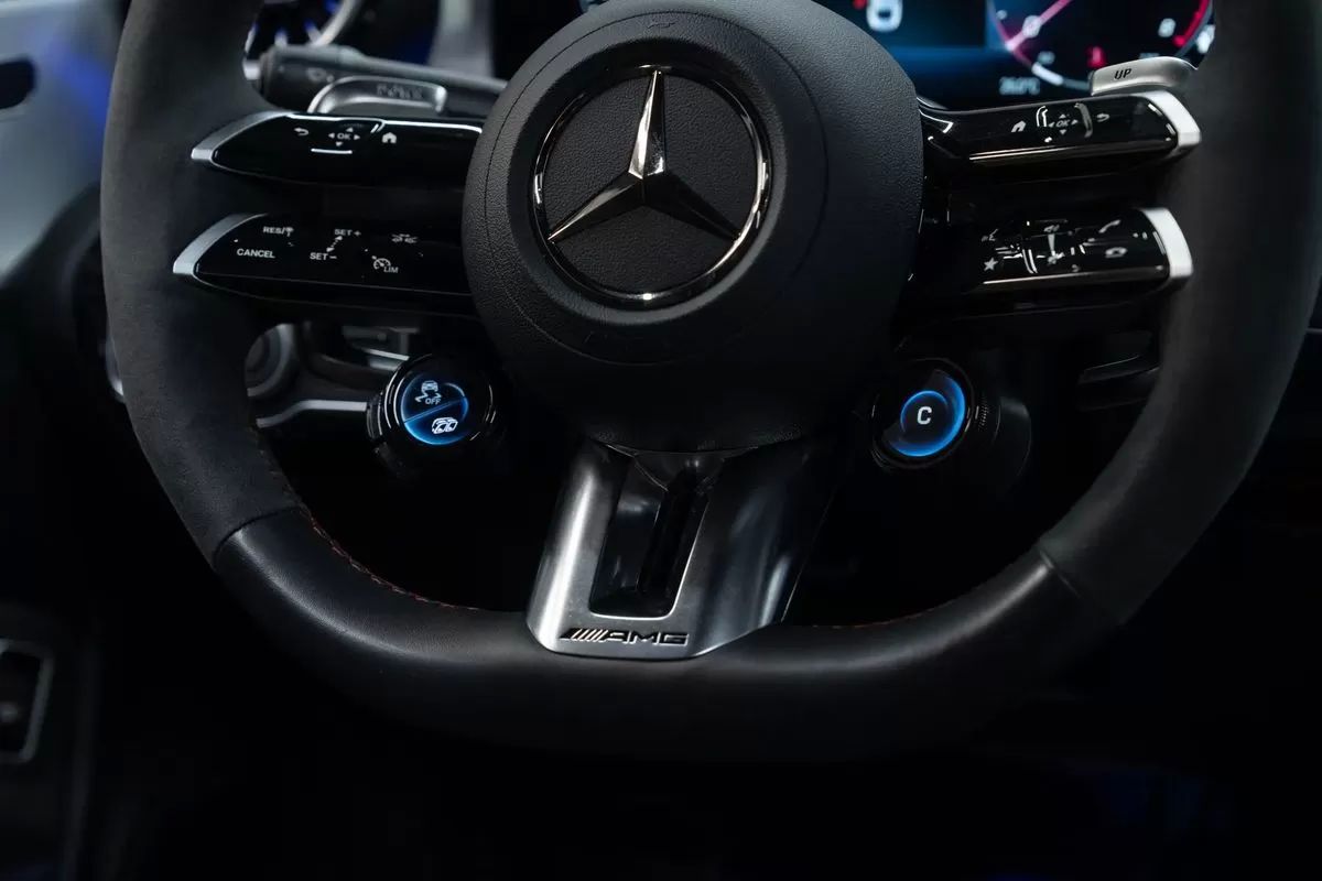 mercedes-benz-cla-2024-gasolina-1991cc