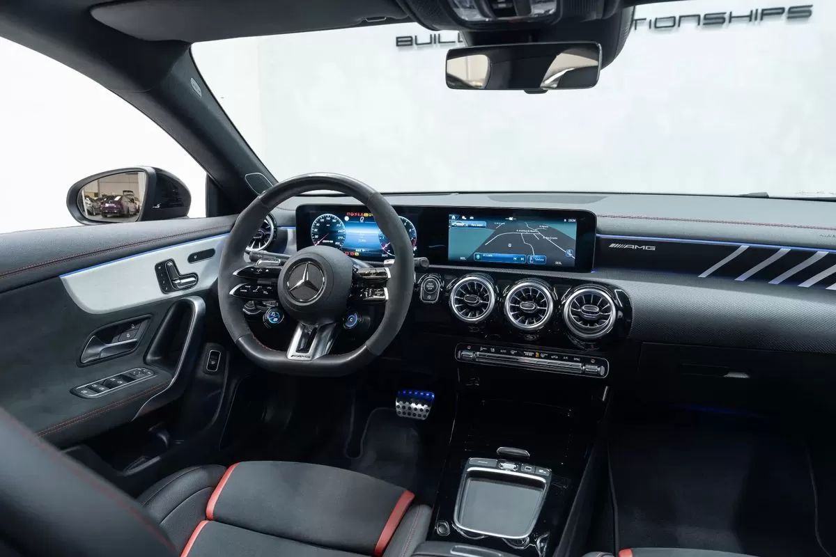 mercedes-benz-cla-2024-gasolina-1991cc