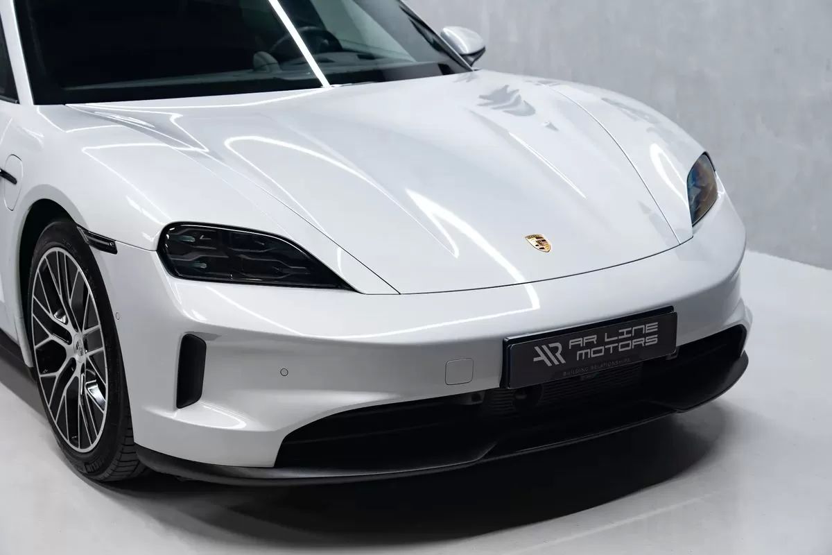 porsche-taycan-2025-eletrico-0cc