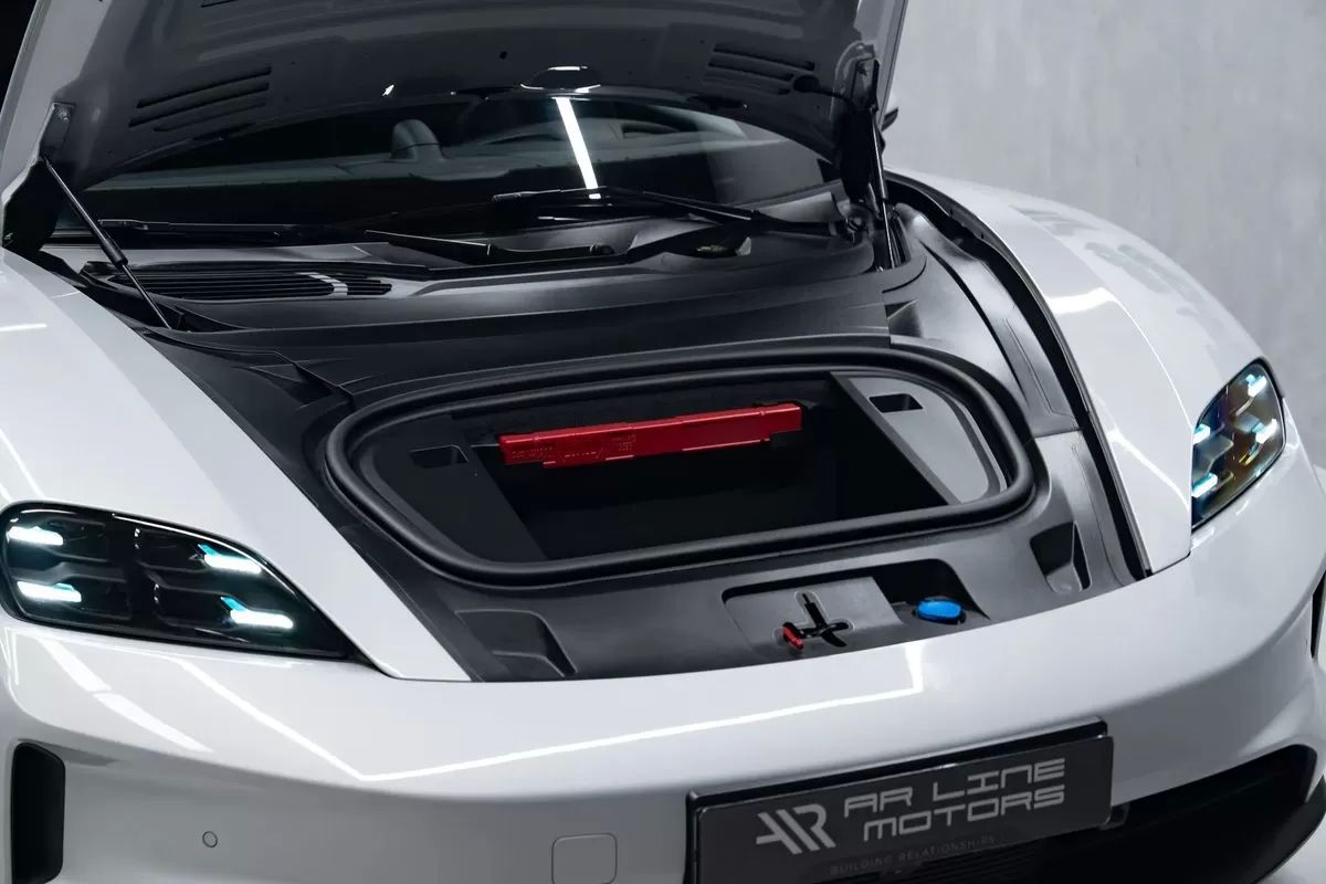 porsche-taycan-2025-eletrico-0cc