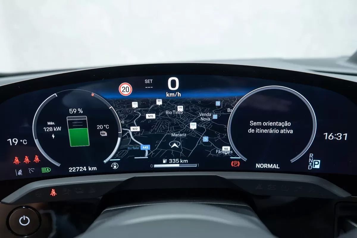 porsche-taycan-2025-eletrico-0cc