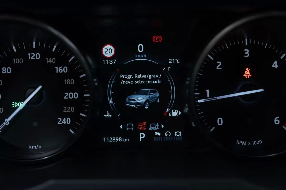 land-rover-range-rover-evoque-2016-diesel-1999cc