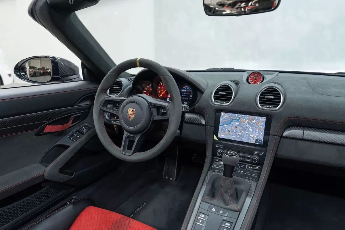 porsche-718-2025-gasolina-3996cc