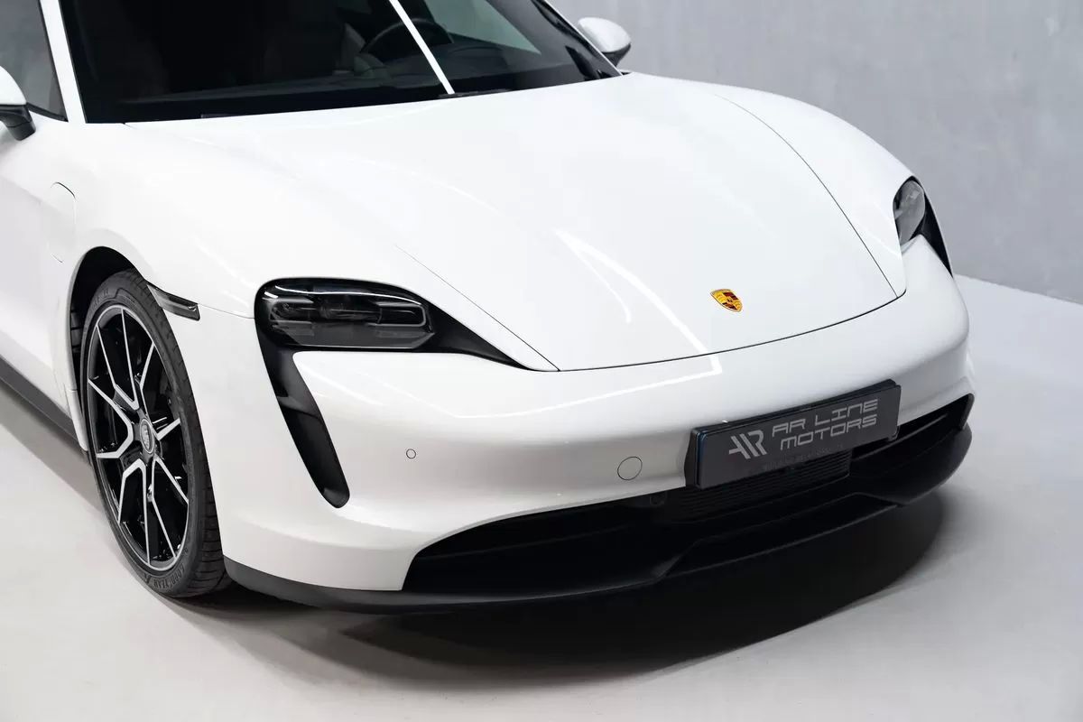 porsche-taycan-2023-eletrico-0cc