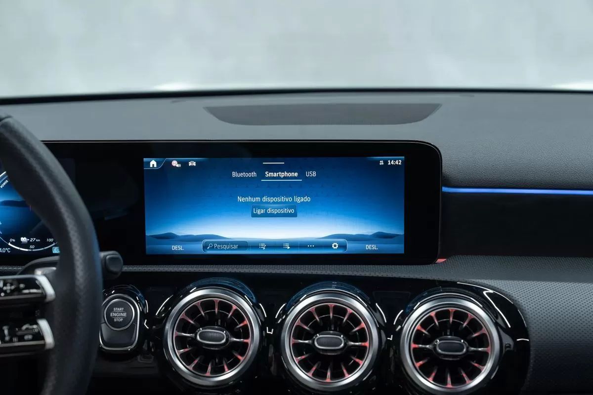 mercedes-benz-classe-a-2025-hibrido-1332cc
