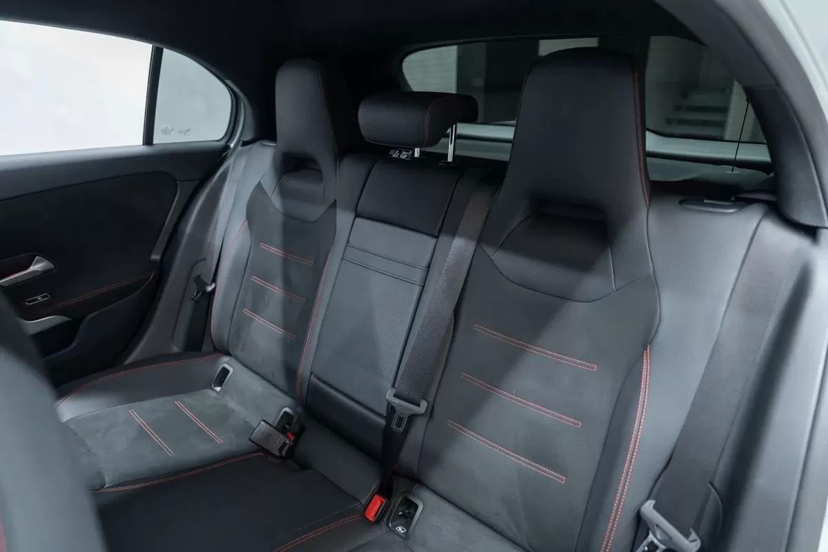 mercedes-benz-classe-a-2025-hibrido-1332cc
