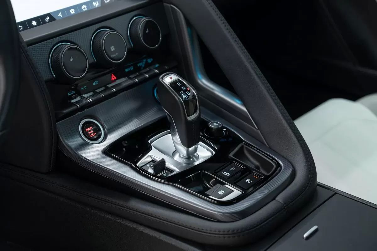 jaguar-f-type-2021-gasolina-1997cc