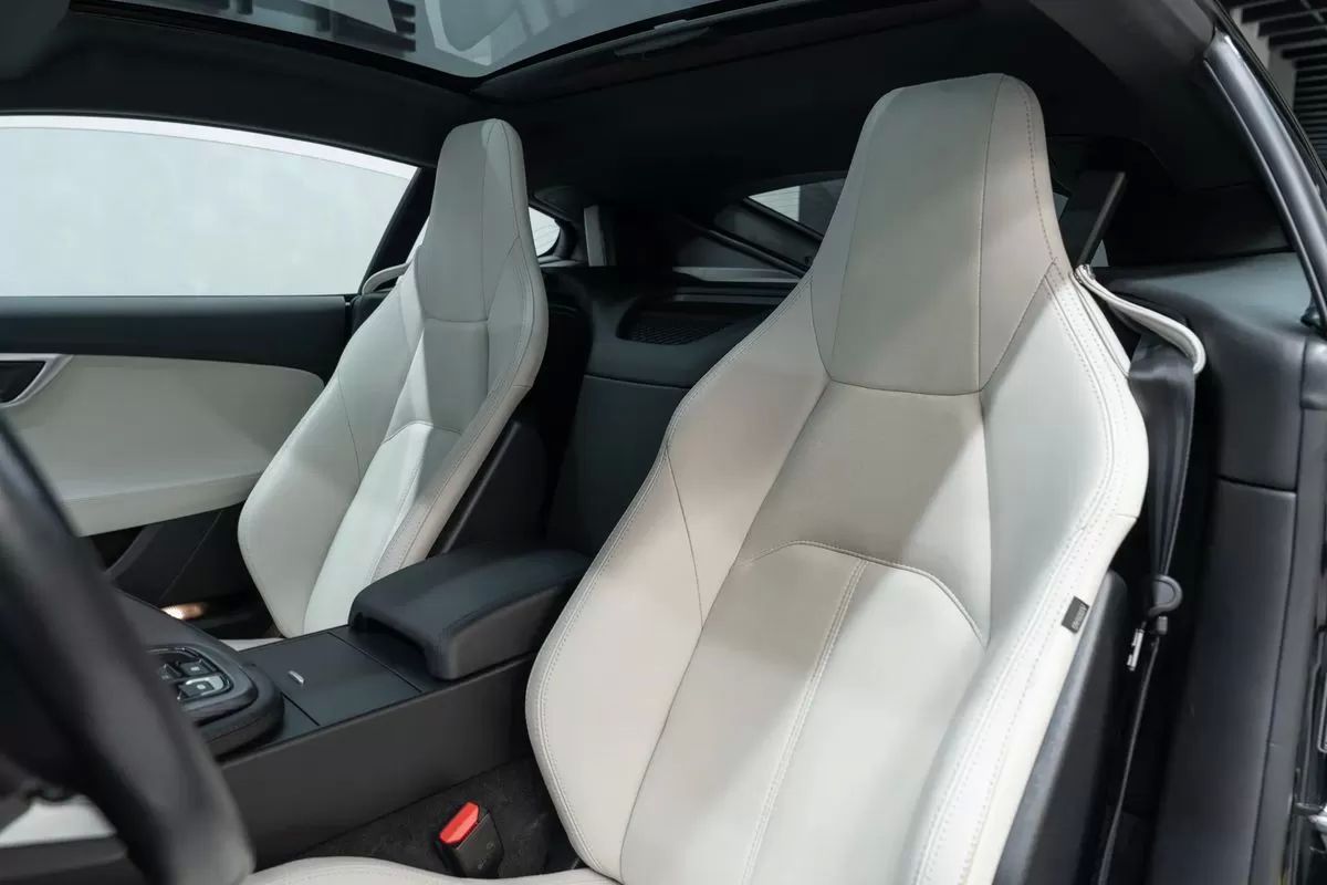 jaguar-f-type-2021-gasolina-1997cc