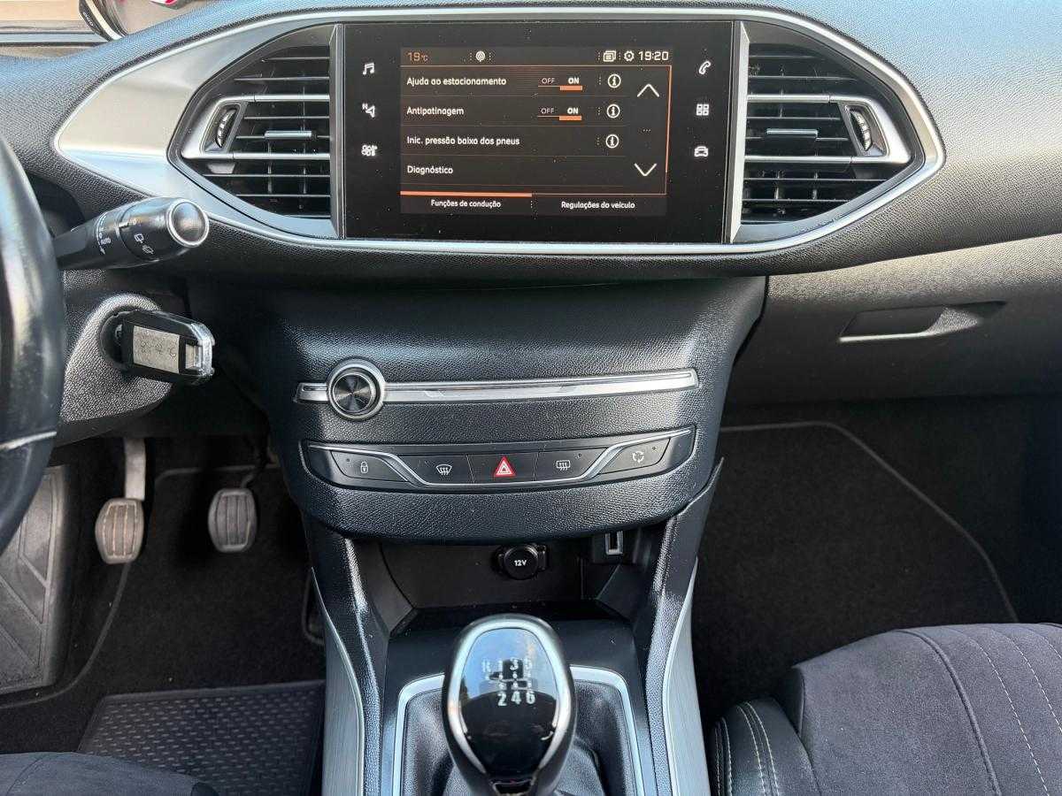peugeot-308-sw-2019-diesel-1499cc