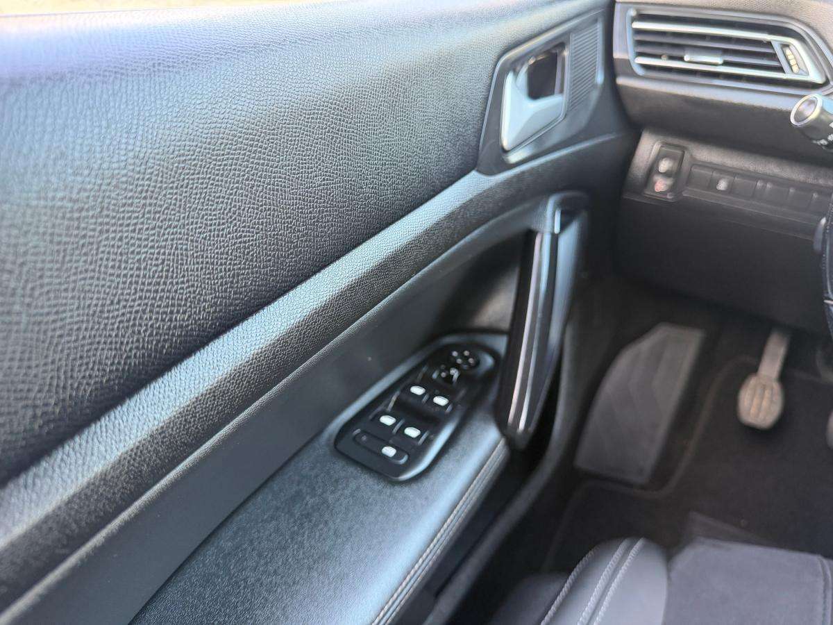 peugeot-308-sw-2019-diesel-1499cc