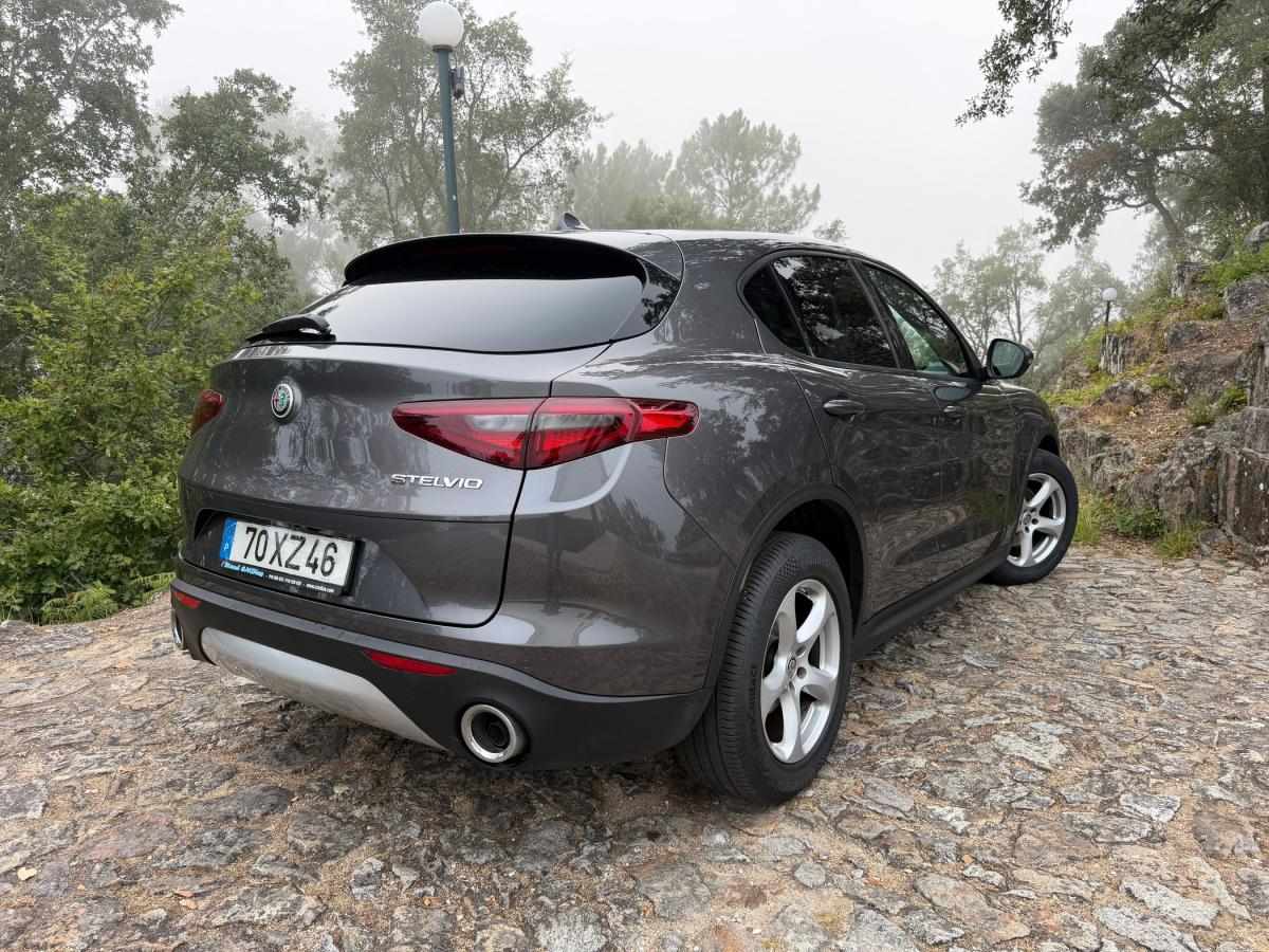 alfa-romeo-stelvio-2019-diesel-2143cc