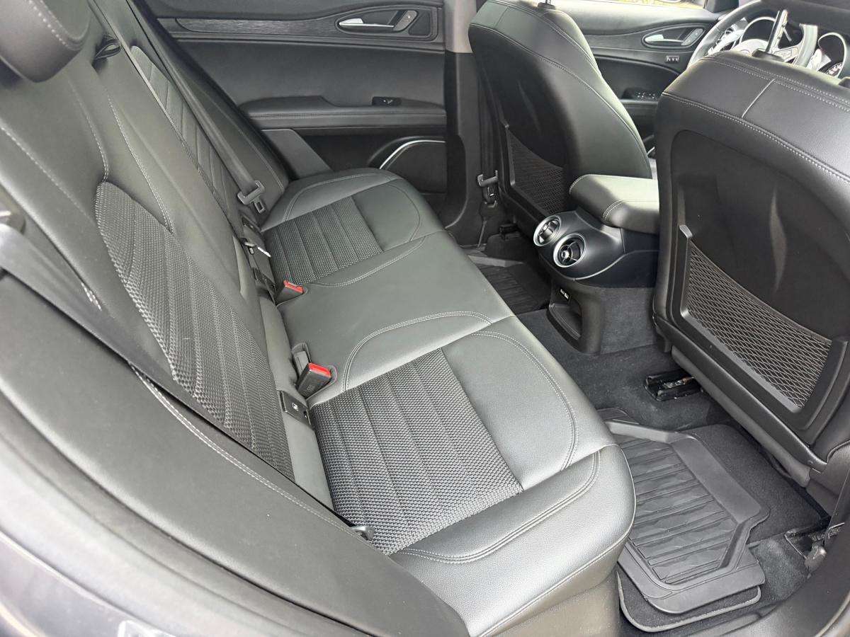 alfa-romeo-stelvio-2019-diesel-2143cc