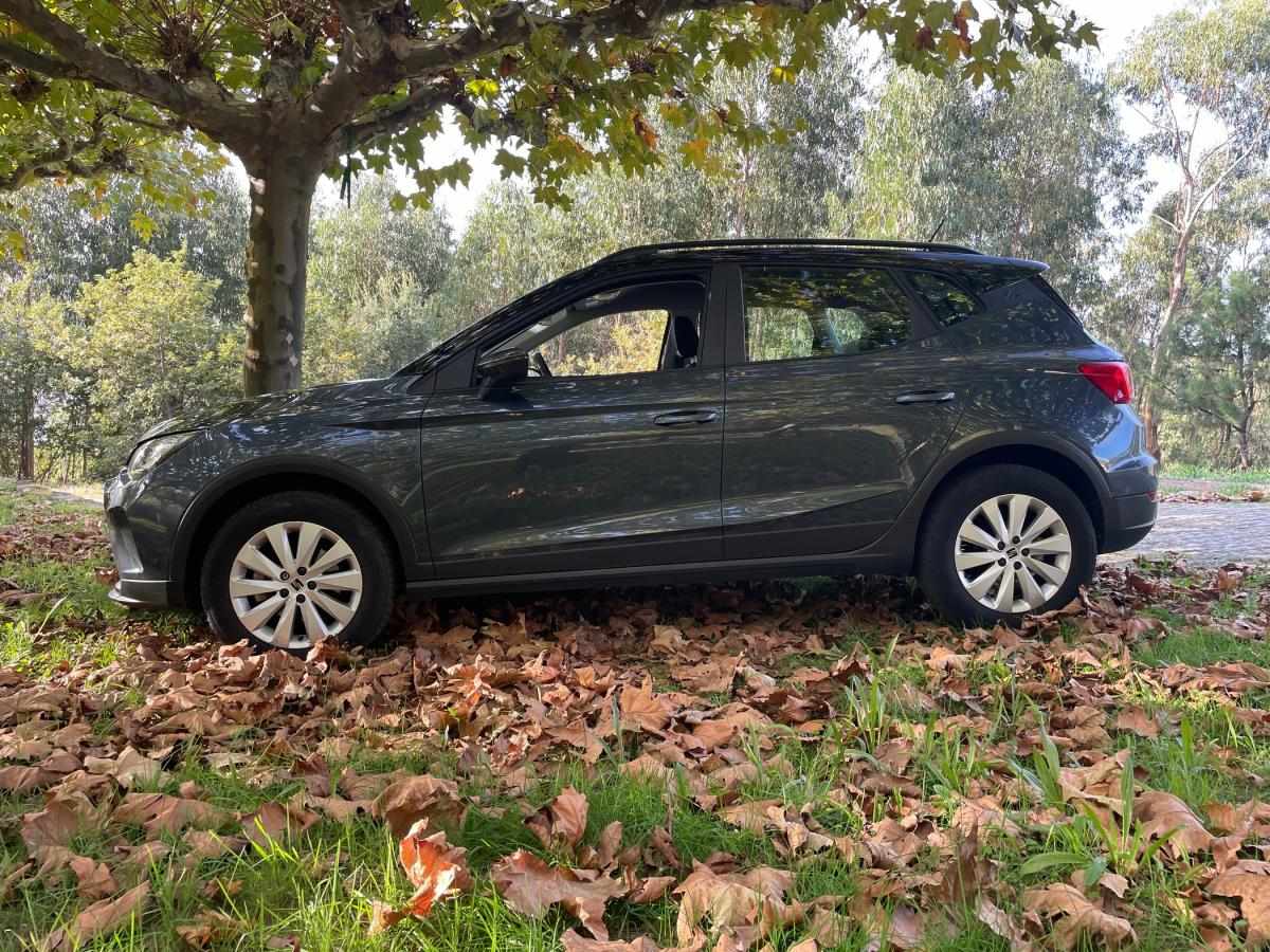 seat-arona-2023-gasolina-999cc