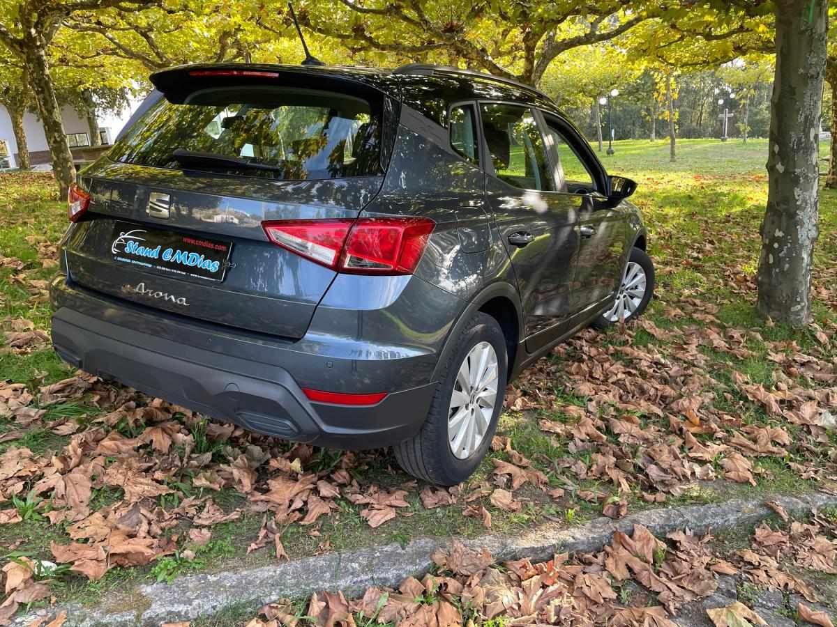 seat-arona-2023-gasolina-999cc