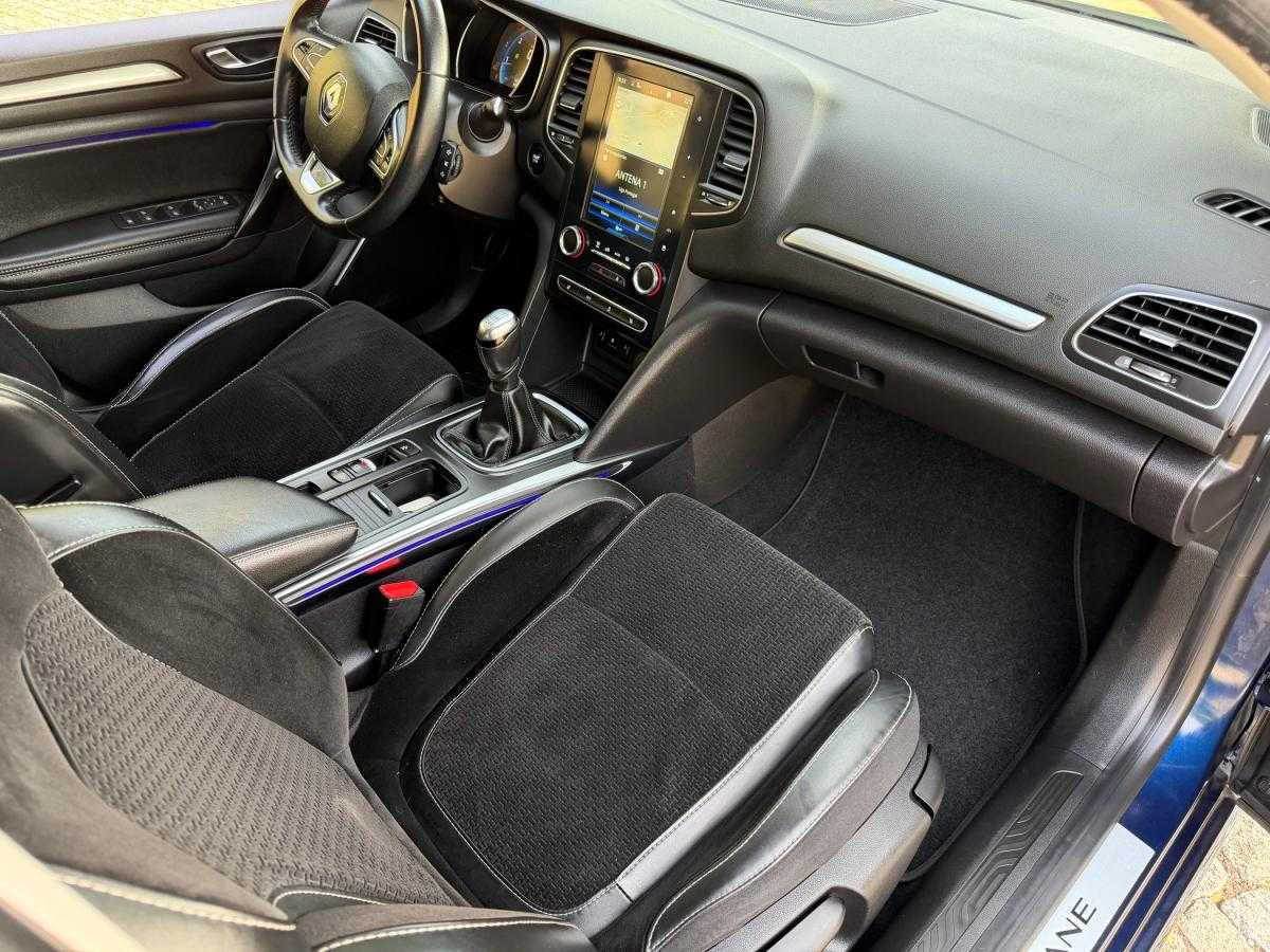 renault-megane-sport-tourer-2017-diesel-1461cc