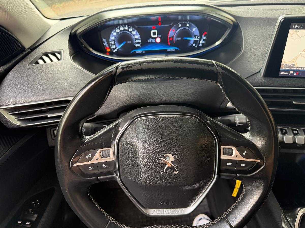 peugeot-5008-2017-diesel-1560cc