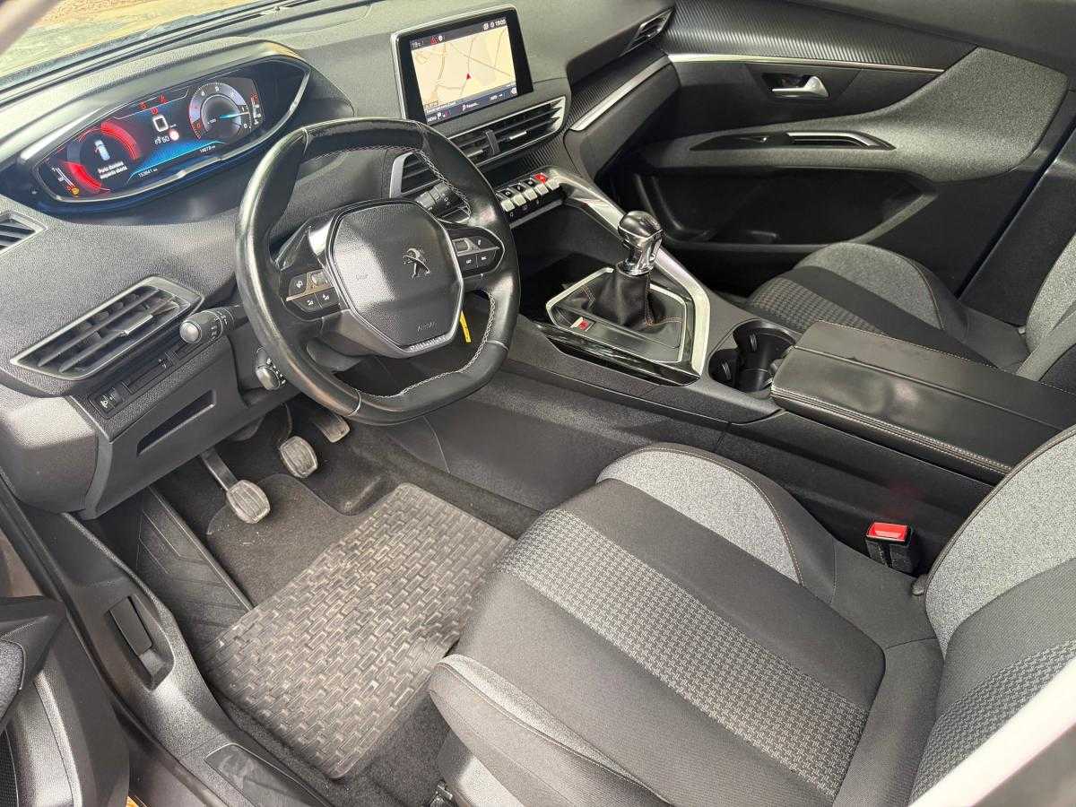 peugeot-5008-2017-diesel-1560cc