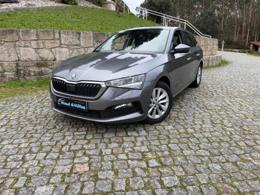 skoda-scala-2023-gasolina-999cc